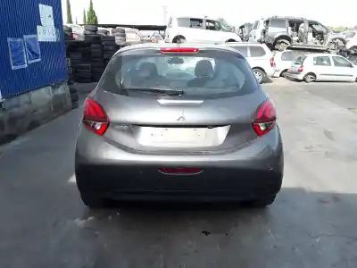 Scrapping Vehicle peugeot 208 i (ca_, cc_) 1.2 vti 82 of the year 2019 powered 