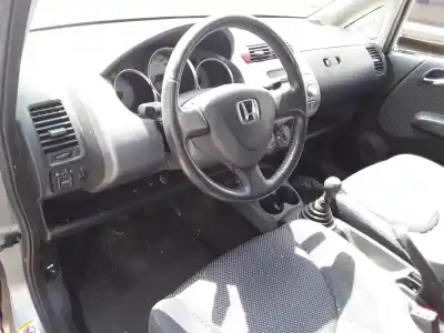 Scrapping Vehicle honda jazz (gd1/5) 1.4 ls of the year 2004 powered l13a1