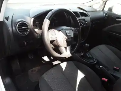 Veículo de Sucata seat leon (1p1) * do ano 2011 alimentado cay