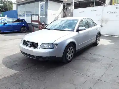 Veicolo di demolizione audi a4 b6 (8e2) 1.8 t dell'anno 2001 alimentato avj