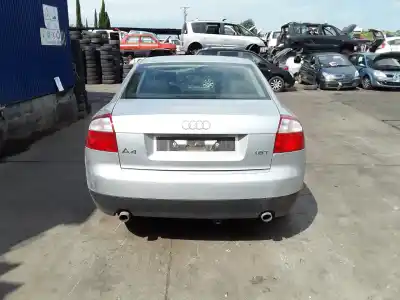 Veicolo di demolizione audi a4 b6 (8e2) 1.8 t dell'anno 2001 alimentato avj