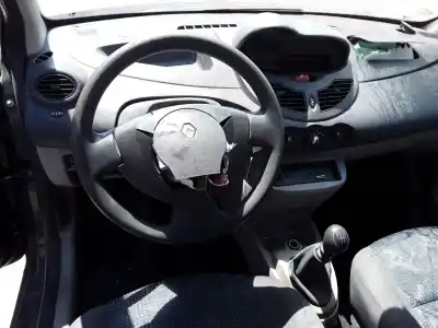 Scrapping Vehicle renault twingo c06 desde 05/1993 twingo authentique of the year 2009 powered d4f772