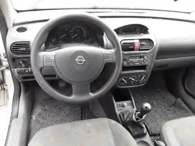 Veicolo di demolizione opel corsa c (x01) 1.2 (f08, f68) dell'anno 2001 alimentato z12xe