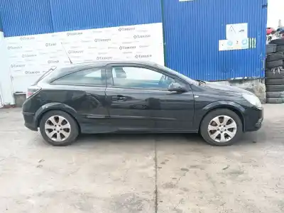 Veículo de Sucata opel astra h gtc (a04) 1.9 cdti 16v (l08) do ano 2005 alimentado z19dth