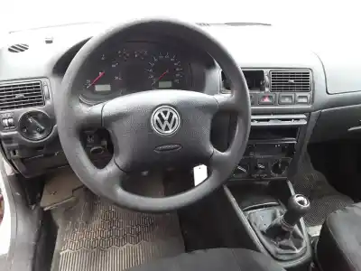 Veículo de Sucata volkswagen golf iv (1j1) 1.9 tdi do ano 1998 alimentado agr,alh
