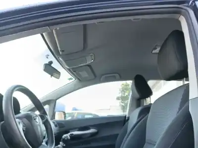 Veículo de Sucata toyota auris (_e15_) 1.4 d-4d (nde150_) do ano 2010 alimentado 1nd