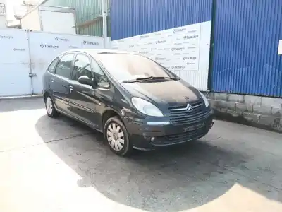 Véhicule à la ferraille CITROEN XSARA PICASSO  de l'année 2007 alimenté 9HX