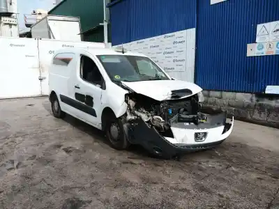 Veicolo di demolizione PEUGEOT PARTNER MONOSPACE (5_, G_) 1.6 HDI 90 dell'anno 2010 alimentato 9HT