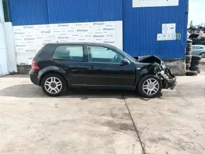 Veículo de Sucata volkswagen golf iv (1j1) 1.9 tdi do ano 2002 alimentado asz