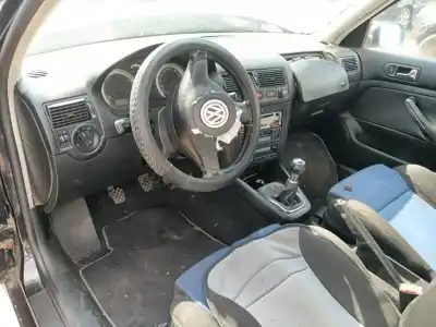 Veículo de Sucata volkswagen golf iv (1j1) 1.9 tdi do ano 2002 alimentado asz