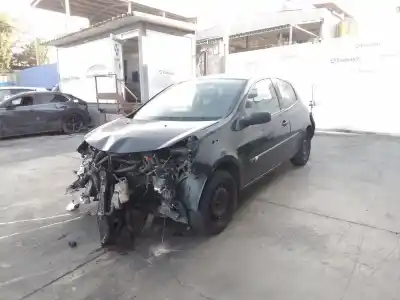 Veículo de Sucata renault clio iii confort dynamique do ano 2006 alimentado k9k750