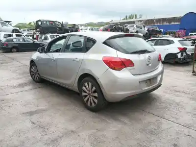 Vehicul casat opel astra j (p10) 1.7 cdti (68) al anului 2012 alimentat a 17 dtc