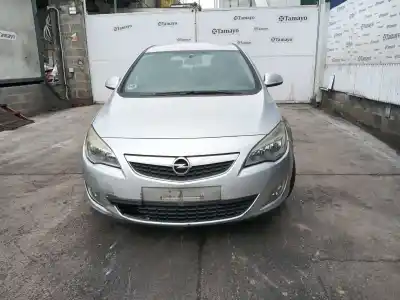 Vehicul casat opel astra j (p10) 1.7 cdti (68) al anului 2012 alimentat a 17 dtc