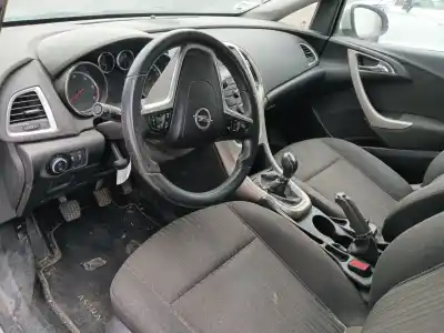 Vehicul casat opel astra j (p10) 1.7 cdti (68) al anului 2012 alimentat a 17 dtc