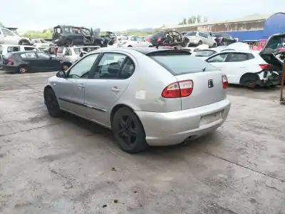 Veicolo di demolizione seat leon (1m1) 1.6 16 v dell'anno 2001 alimentato aus