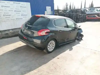 Sloopvoertuig peugeot 208 i (ca_, cc_) 1.4 hdi van het jaar 2012 aangedreven 8h01