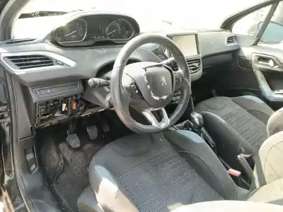 Sloopvoertuig peugeot 208 i (ca_, cc_) 1.4 hdi van het jaar 2012 aangedreven 8h01