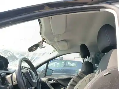 Sloopvoertuig peugeot 208 i (ca_, cc_) 1.4 hdi van het jaar 2012 aangedreven 8h01