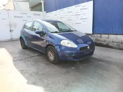 Véhicule à la ferraille FIAT GRANDE PUNTO (199_) 1.3 D MULTIJET (199.AXD11, 199.AXD1A, 199.AXD1B,... de l'année 2008 alimenté 199A3000