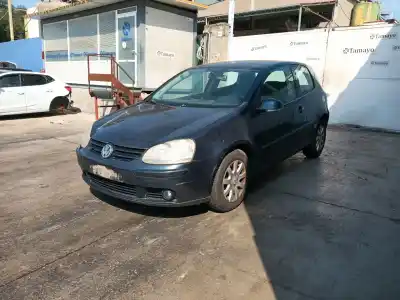 Veículo de Sucata volkswagen golf v (1k1) 1.9 tdi do ano 2005 alimentado bkc
