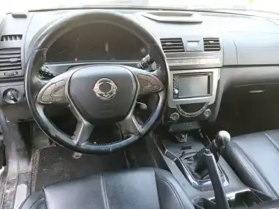 Scrapping Vehicle ssangyong rexton w / rexton 2.0 xdi of the year 2015 powered d20dtr