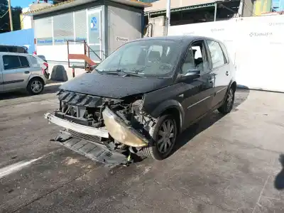 Veículo de Sucata renault scénic ii (jm0/1_) 1.9 dci (jm14) do ano 2007 alimentado f9q804 Veículo de Sucata renault scénic ii (jm0/1_) 1.9 dci (jm14) do ano 2007 alimentado f9q804