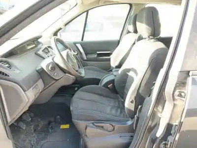 Veículo de Sucata renault scénic ii (jm0/1_) 1.9 dci (jm14) do ano 2007 alimentado f9q804 Veículo de Sucata renault scénic ii (jm0/1_) 1.9 dci (jm14) do ano 2007 alimentado f9q804