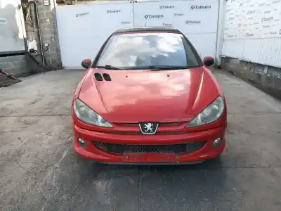 Véhicule à la ferraille peugeot 206 fastback (2a/c) 1.4 16v de l'année 2004 alimenté kfu
