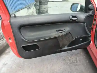 Véhicule à la ferraille peugeot 206 fastback (2a/c) 1.4 16v de l'année 2004 alimenté kfu