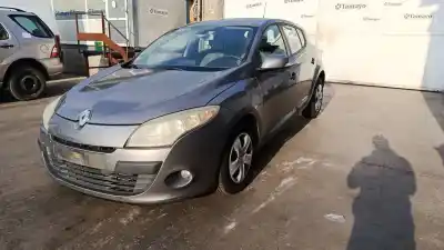 Véhicule à la ferraille renault megane iii fastback (bz0/1_, b3_) 1.5 dci (bz0c) de l'année 2009 alimenté k9k834