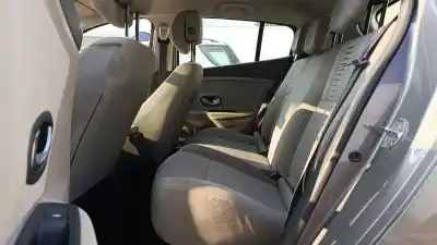 Véhicule à la ferraille renault megane iii fastback (bz0/1_, b3_) 1.5 dci (bz0c) de l'année 2009 alimenté k9k834