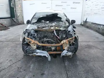 Veículo de Sucata volvo v40 fastback (525) d3 do ano 2016 alimentado d4204t9