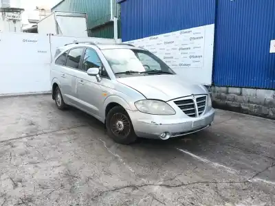 Sloopvoertuig SSANGYONG RODIUS I  van het jaar 2005 aangedreven D27DT