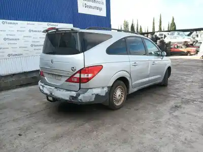 Sloopvoertuig ssangyong rodius i 2.7 xdi van het jaar 2005 aangedreven d27dt