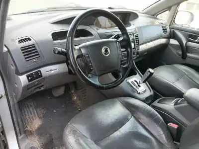Sloopvoertuig ssangyong rodius i 2.7 xdi van het jaar 2005 aangedreven d27dt