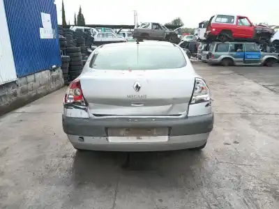 Sloopvoertuig renault megane ii sedán (lm0/1_) 1.6 van het jaar 2005 aangedreven k4m761