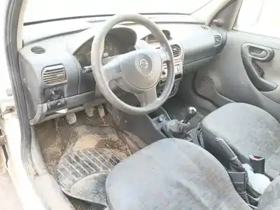 Veículo de Sucata opel combo tour 1.7 di 16v do ano 2003 alimentado y17dtl