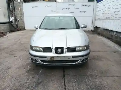 Veículo de Sucata seat toledo ii (1m2) 1.6 16v do ano 2001 alimentado aus