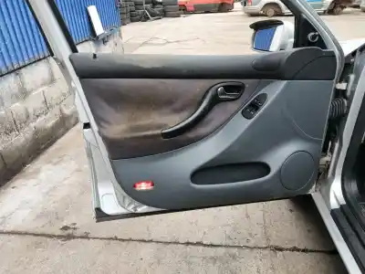 Veículo de Sucata seat toledo ii (1m2) 1.6 16v do ano 2001 alimentado aus