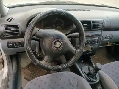 Veículo de Sucata seat toledo ii (1m2) 1.8 20v do ano 1999 alimentado agn