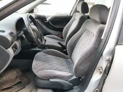 Veículo de Sucata seat toledo ii (1m2) 1.8 20v do ano 1999 alimentado agn