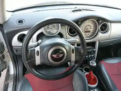 Scrapping Vehicle mini mini (r50, r53) one d of the year 2003 powered ab