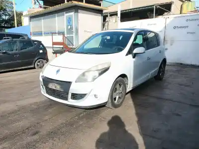 Scrapping Vehicle renault scénic iii (jz0/1_) 1.5 dci of the year 2010 powered k9k832
