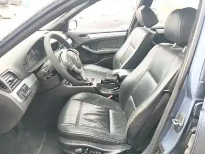 Scrapping Vehicle bmw 3 (e46) 330 i of the year 2000 powered 306s3