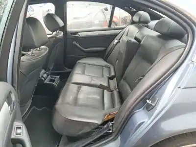 Scrapping Vehicle bmw 3 (e46) 330 i of the year 2000 powered 306s3