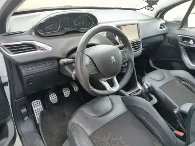 Veicolo di demolizione peugeot 208 i (ca_, cc_) 1.6 dell'anno 2012 alimentato 5fs