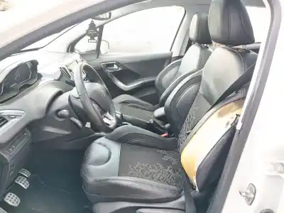 Veicolo di demolizione peugeot 208 i (ca_, cc_) 1.6 dell'anno 2012 alimentato 5fs