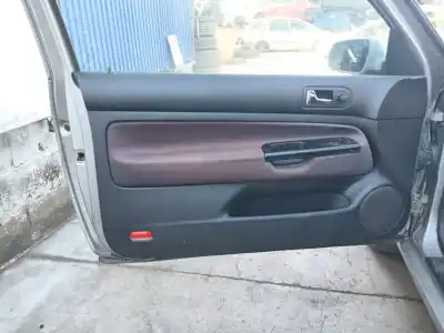 Veículo de Sucata volkswagen golf iv (1j1) 2.0 do ano 2003 alimentado bcb