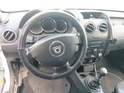 Veicolo di demolizione dacia duster (hs_) 1.5 dci dell'anno 2014 alimentato k9k856