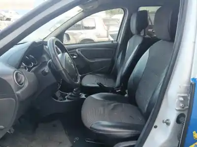 Veicolo di demolizione dacia duster (hs_) 1.5 dci dell'anno 2014 alimentato k9k856